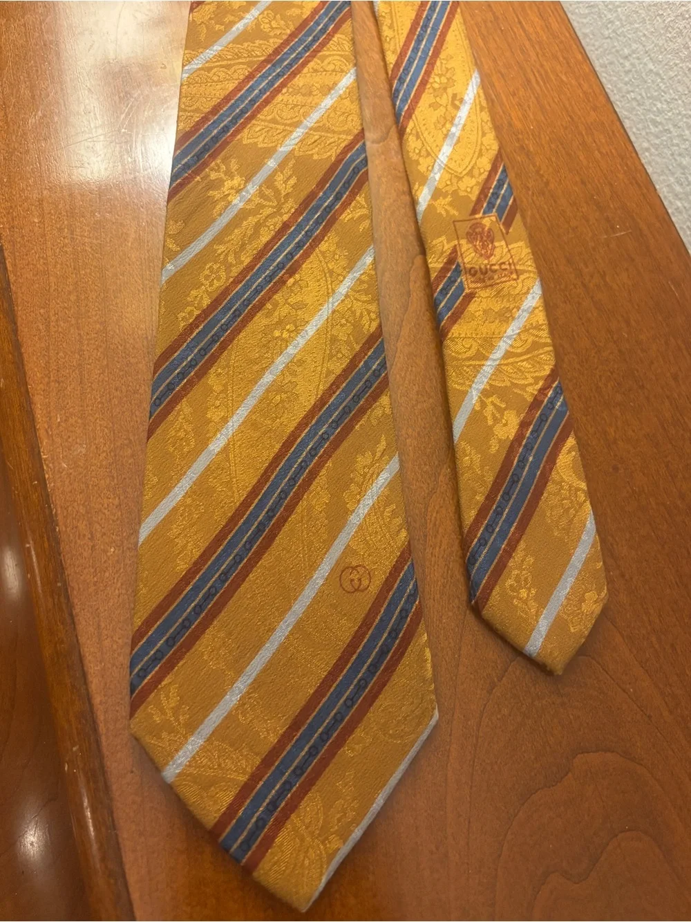 Vintage Gucci Silk Tie Mustard Hold Blue Red Stripes Made in Italy